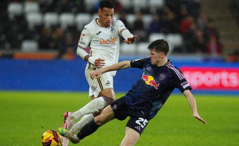 Swansea City vs Leeds United (22:00 – 24/11) | Xem lại trận đấu