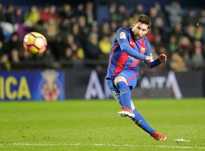ban thang xa nhat cua messi