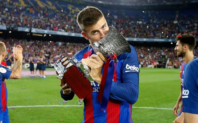 cau thu gerard pique