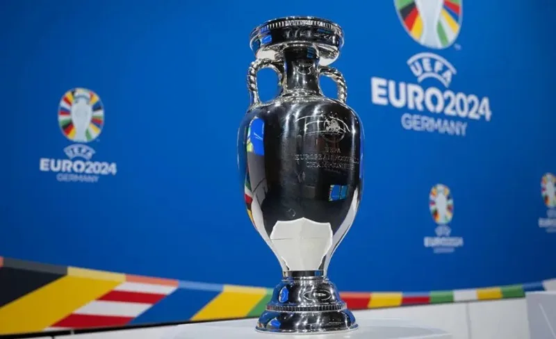euro co bao nhieu doi
